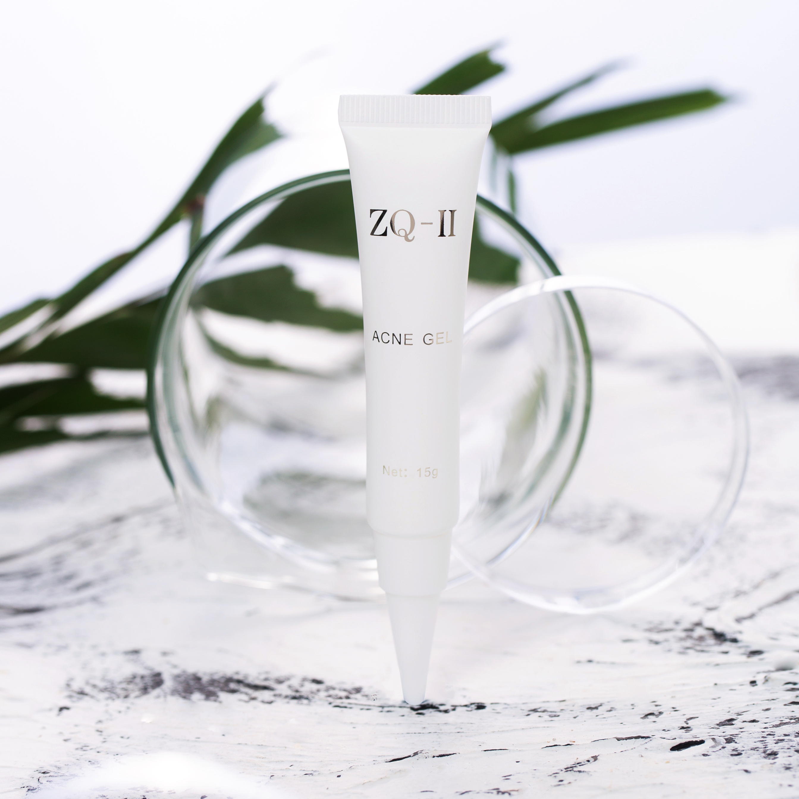 Oznake in brazgotine za akne: Spoznajte razliko in pazite na depresivne brazgotine